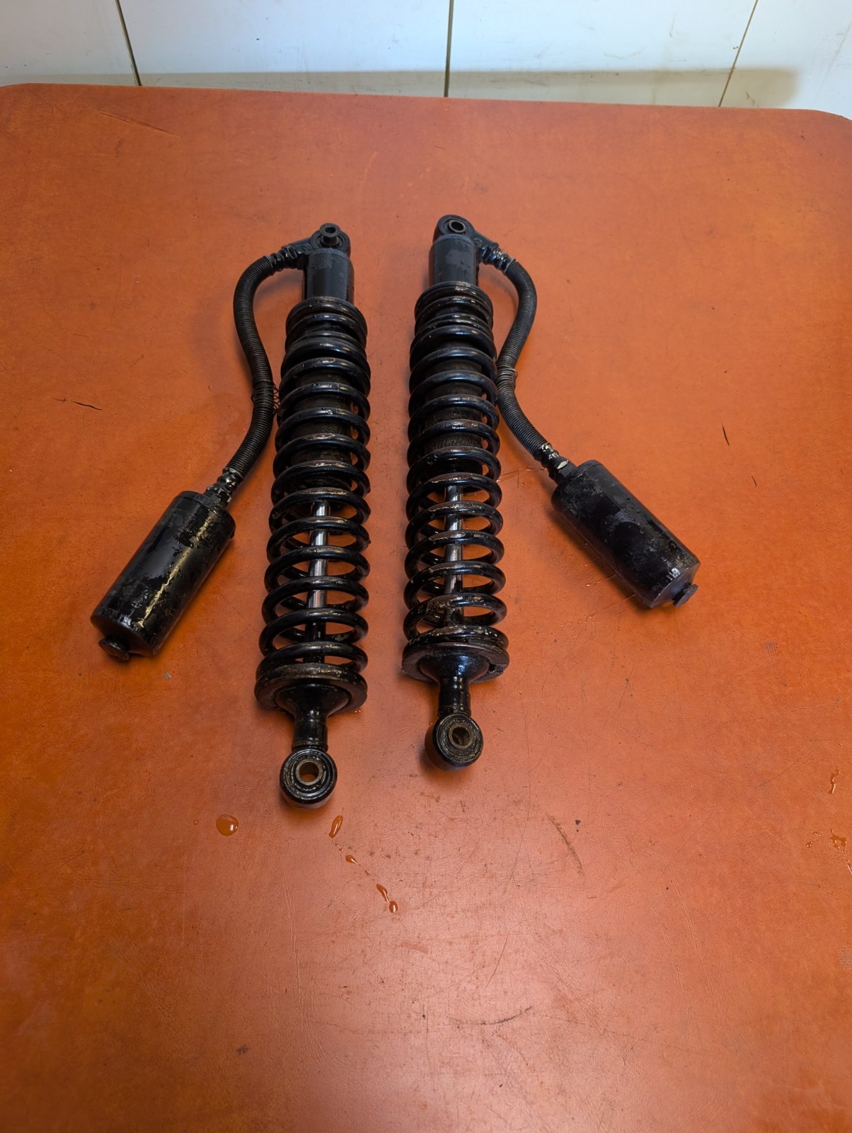 1979-1980 SUZUKI RM125 RM250 RM400 16.5in REAR SHOCKS 62100-40240 AHMRA VINTAGE