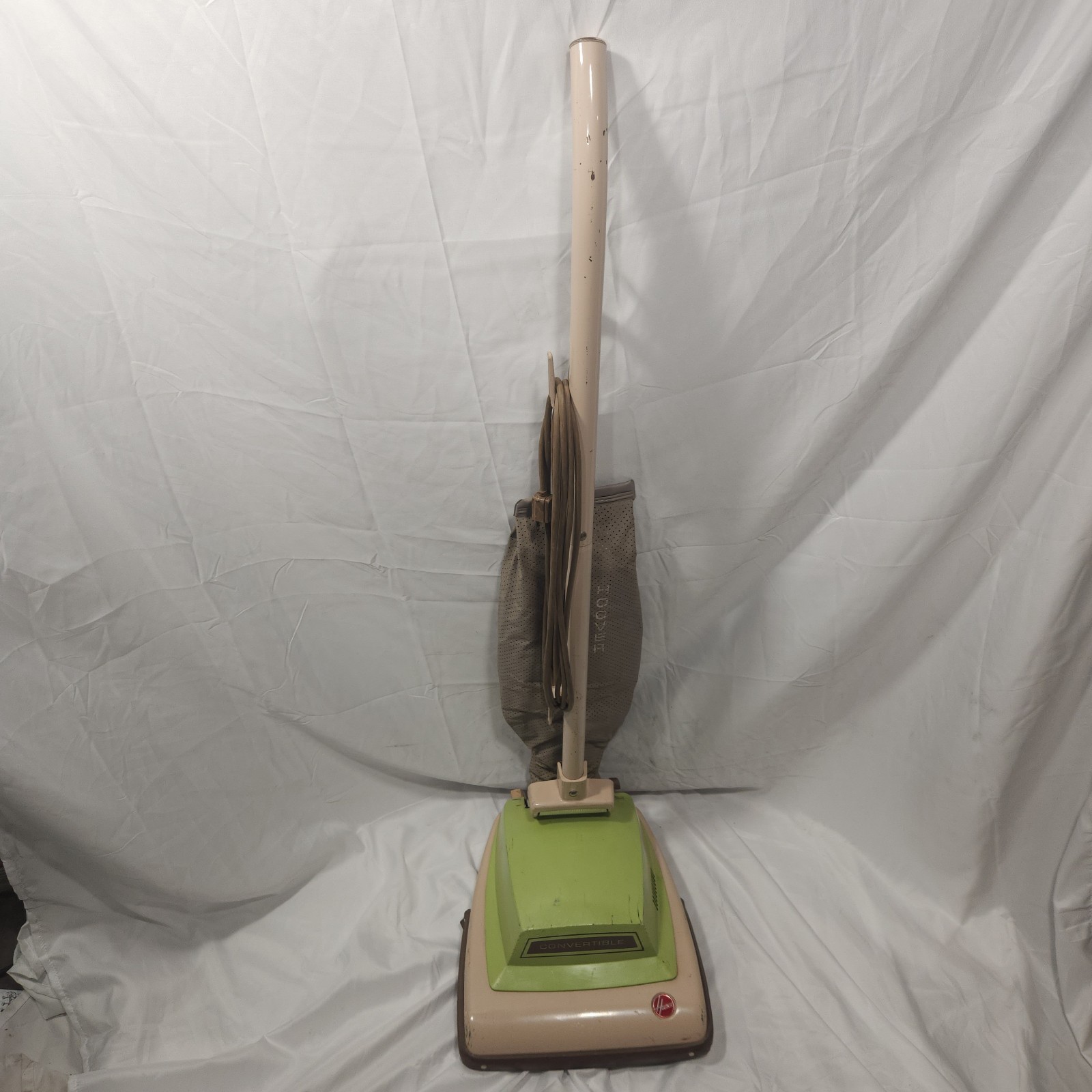 Vintage Hoover Convertible Model 1020 Green Upright Vacuum Cleaner 