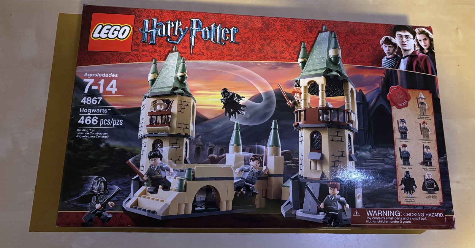LEGO Harry Potter Hogwarts 4867 Complete Unopened