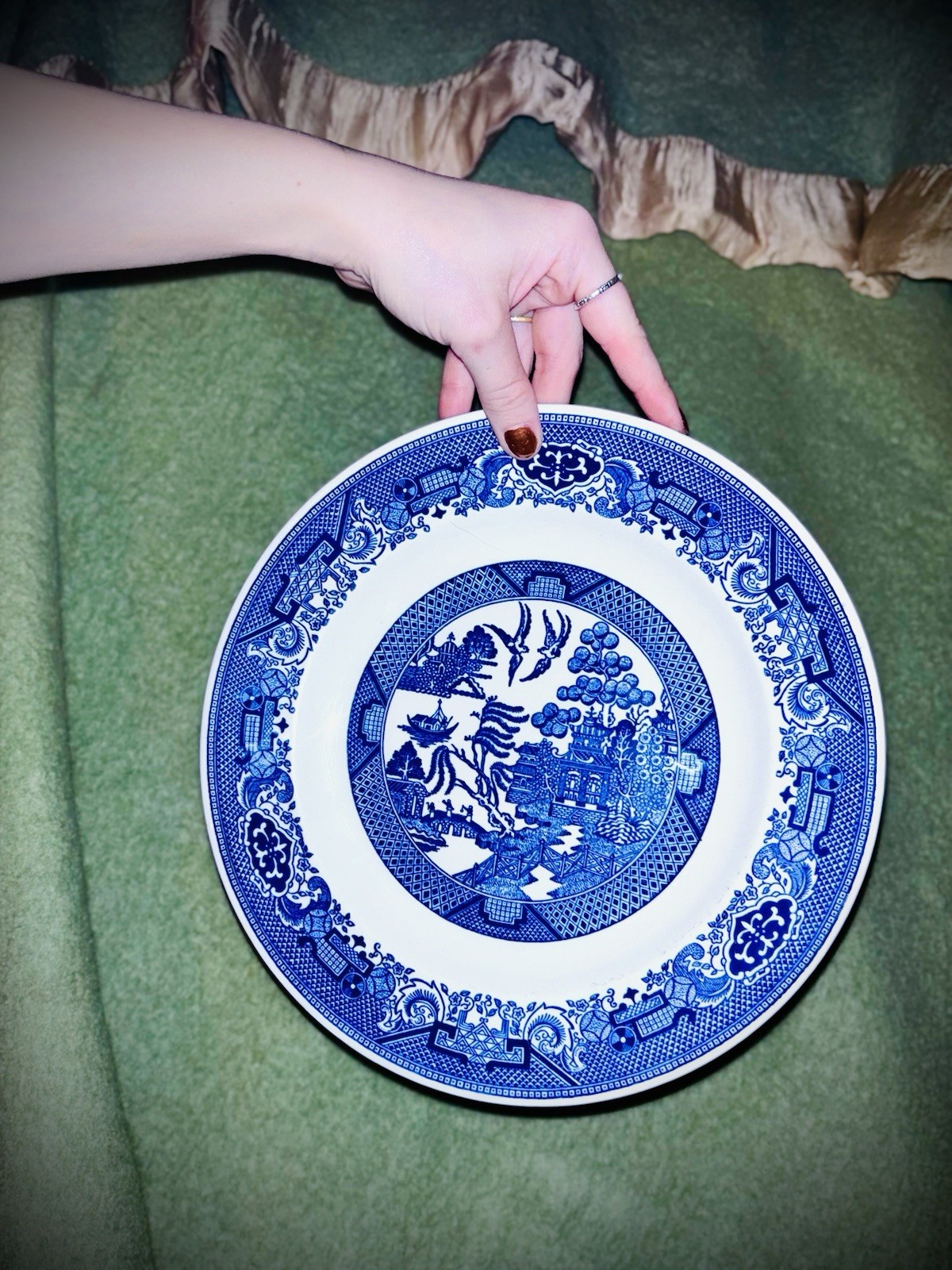 Vintage 1950s Blue Willow Ware Royal Ironstone China 10.5” Transfer Dinner Plate