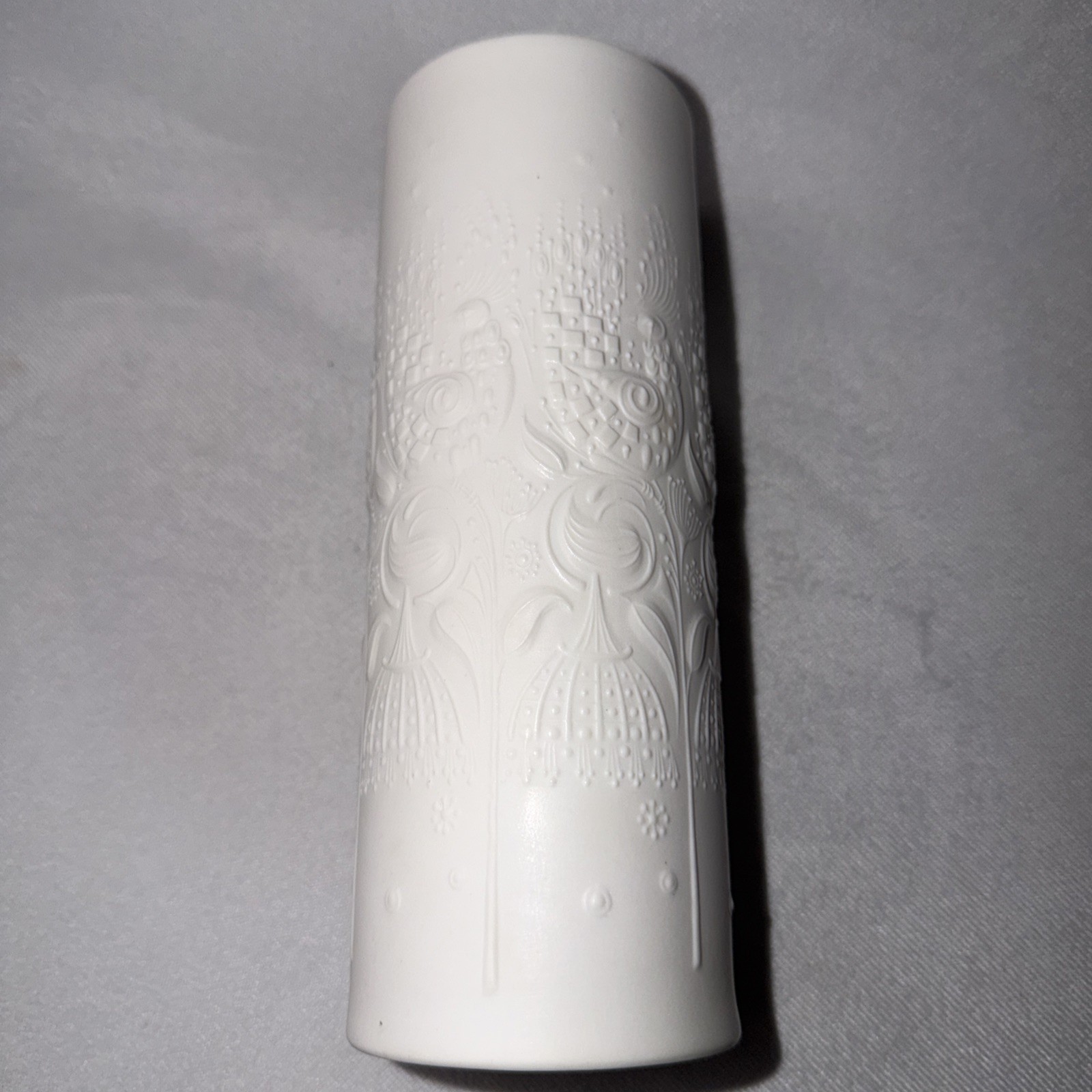 Original Rosenthal porcelain Bjorn Wiinblad studio Vase 7.5” H #2934