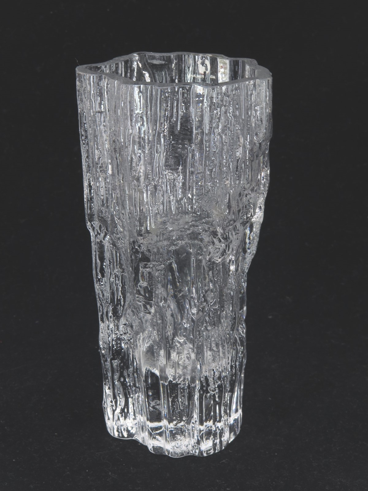 Signed Iittala Texured Art Glass Ice Vase MCM \ Signed Iittala Texured Art Glass Ice Vase MCM \