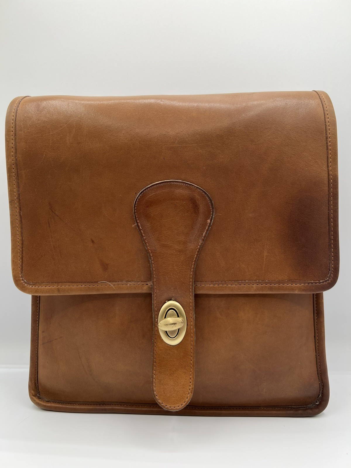 RARE Coach 9640 Slim Pouch Tabac Brown Turnlock NYC vintage PL READ DESCRIPTION RARE Coach 9640 Slim Pouch Tabac Brown Turnlock NYC vintage PL READ DESCRIPTION