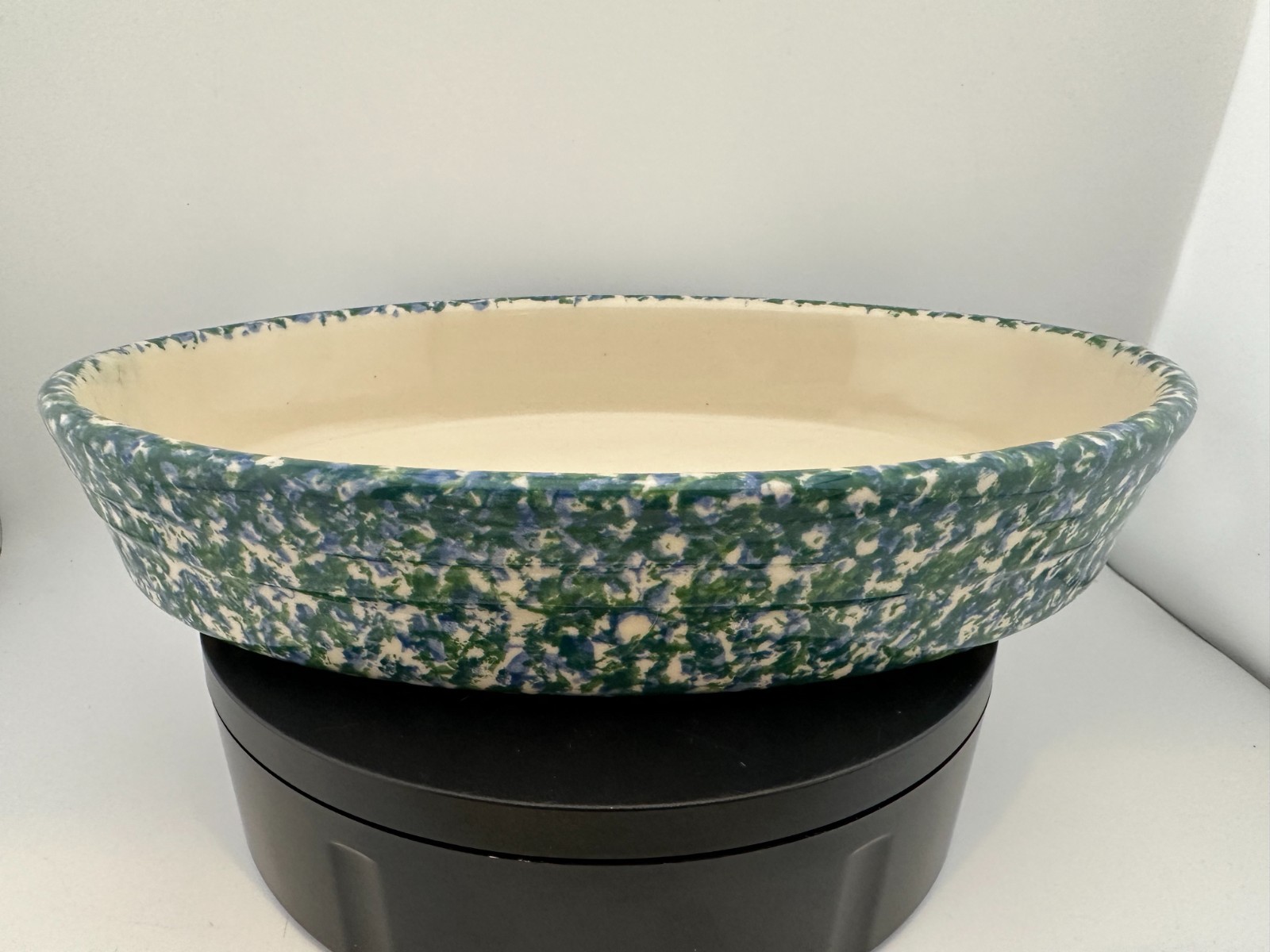 Roseville Spongeware Henn Blue Green Oval Baking Serving Dish 12