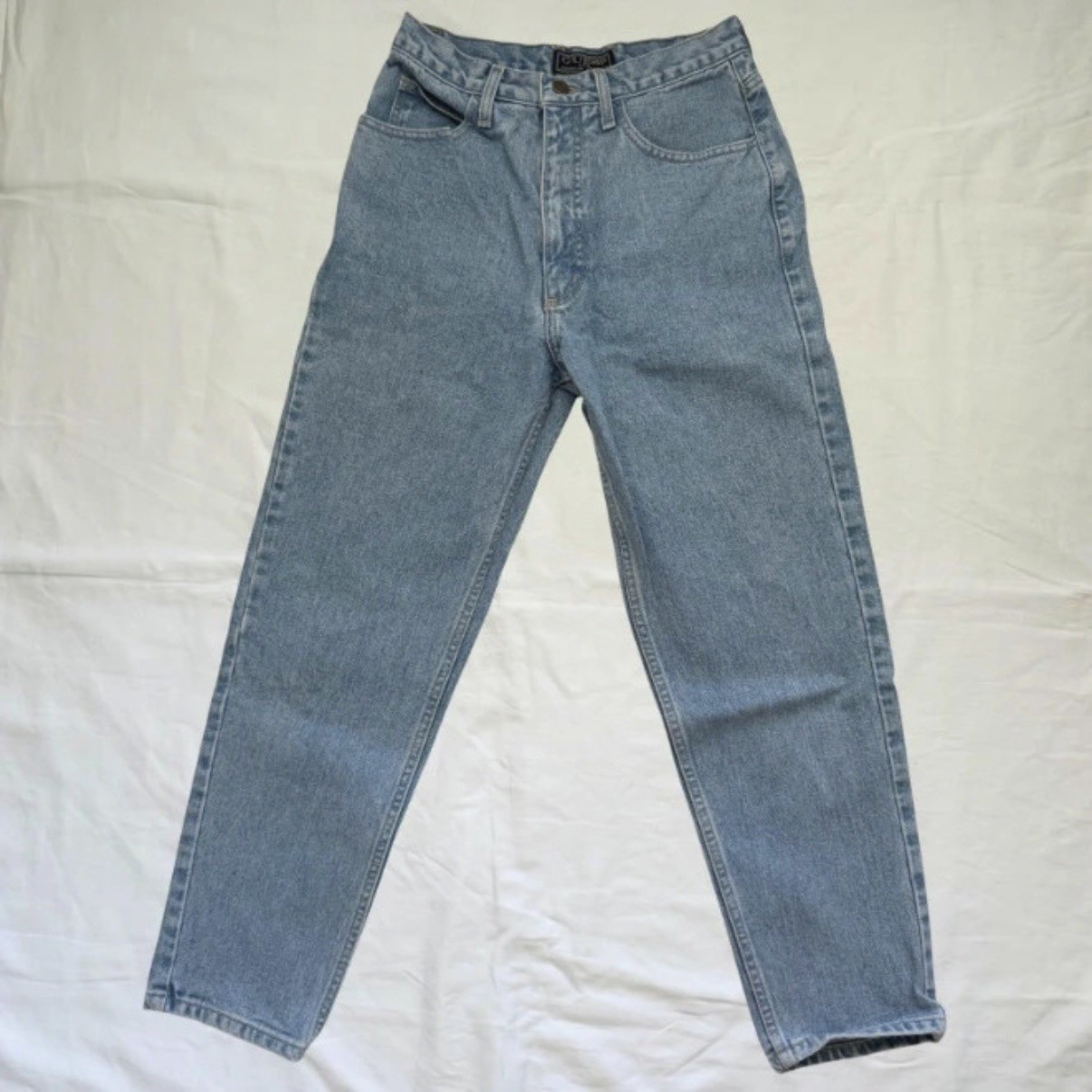 Vintage 90s Womens Guess Straight Leg light wash jeans Vintage 90s Womens Guess Straight Leg light wash jeans