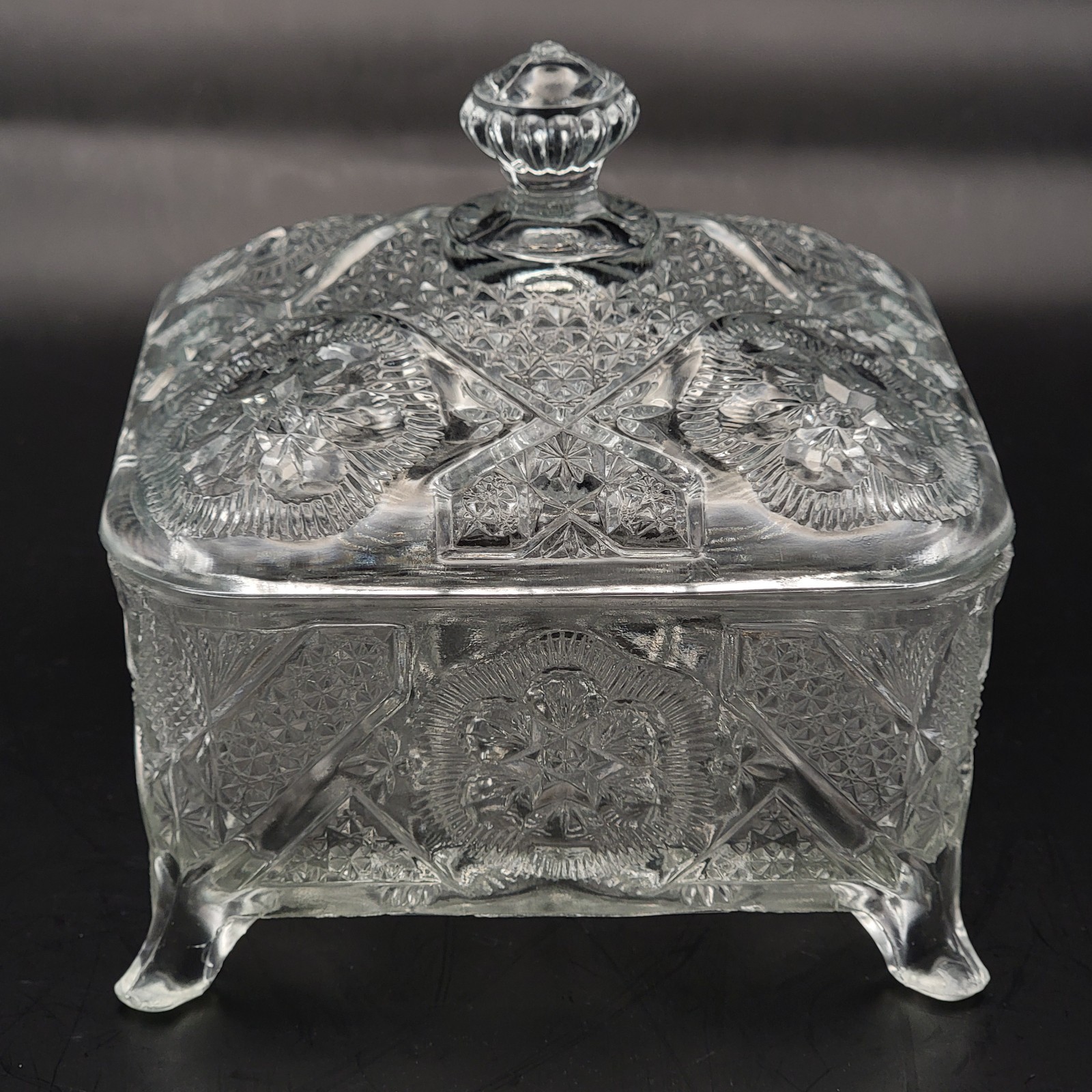 ANTIQUE EAPG Indiana Glass Rayed Flower Splendor Honey Dish #161 Covered Bee Box