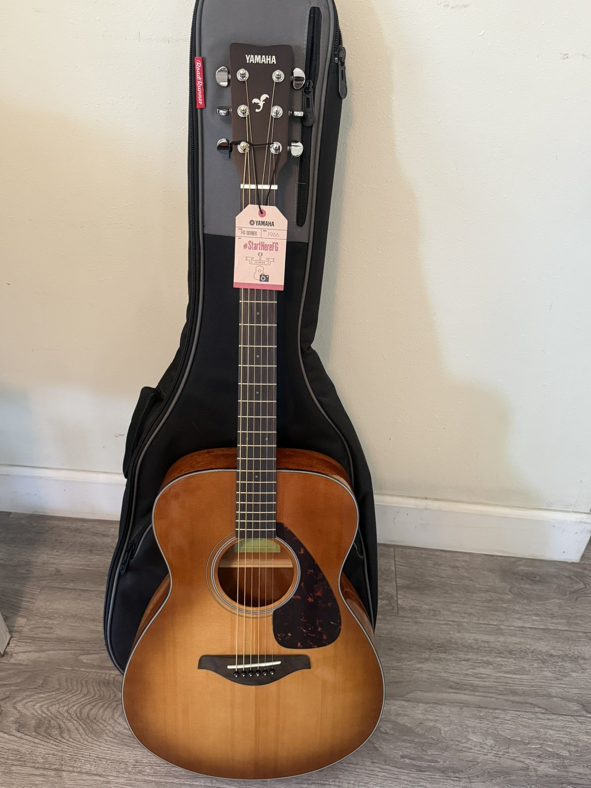 Yamaha FS800J Acoustic Guitar  Natural