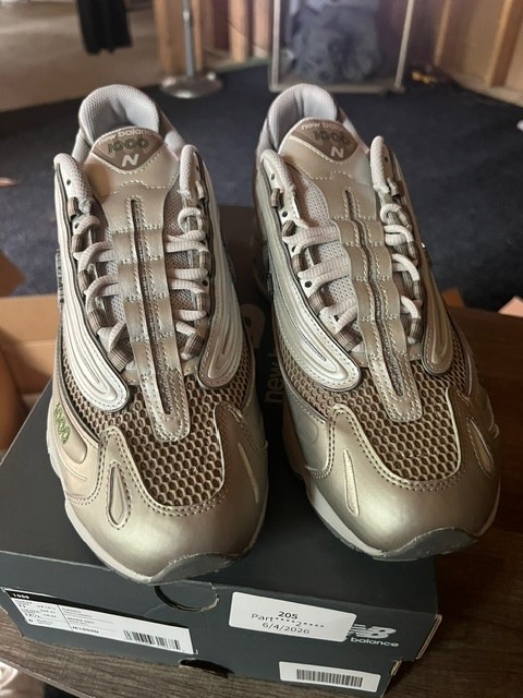 Size11M. 12.5W - New Balance 1000 Grey Day 2025