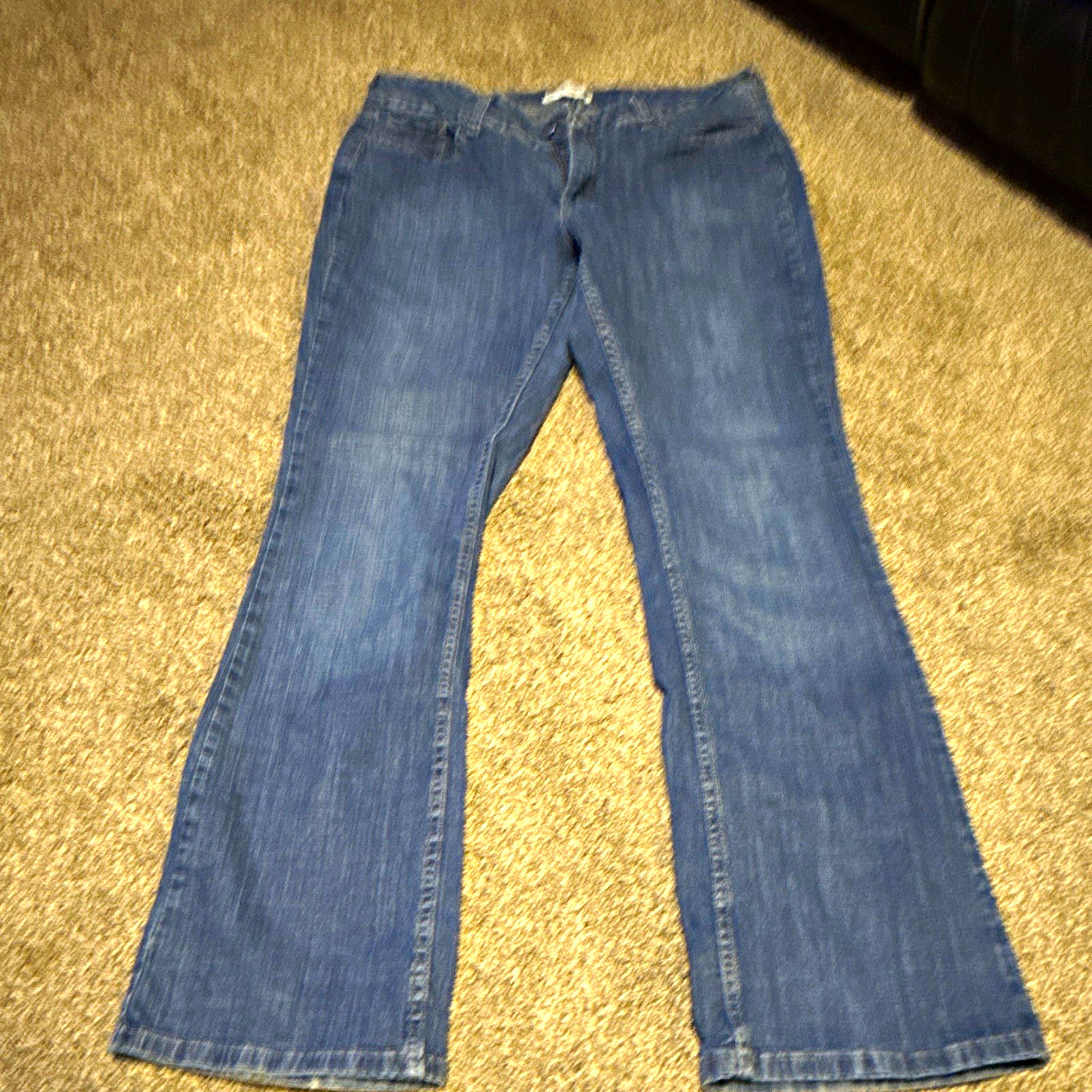 Riders by Lee Women\'s Mid Rise Bootcut Blue Denim Jeans Stretch 5-Pocket 34 Riders by Lee Women\'s Mid Rise Bootcut Blue Denim Jeans Stretch 5-Pocket 34