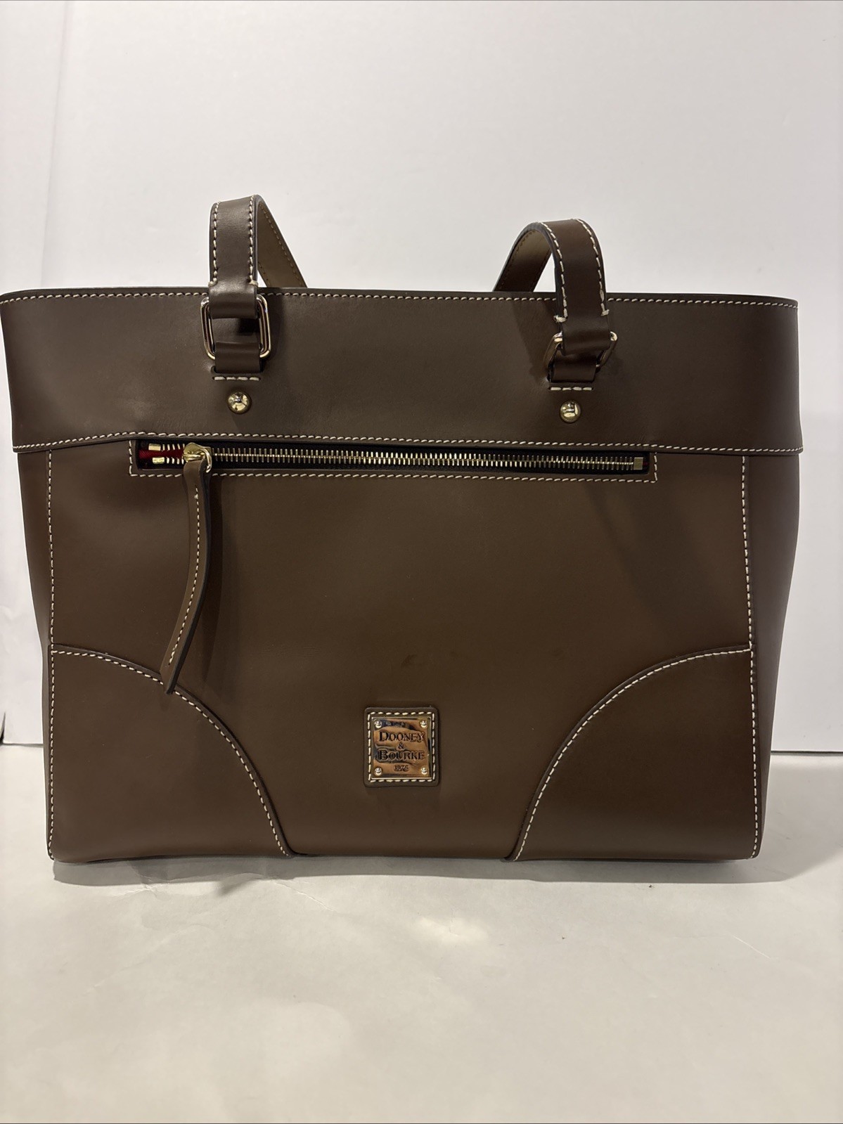 RARE NWOT Dooney & Bourke Beacon Large Mila Tote Read
