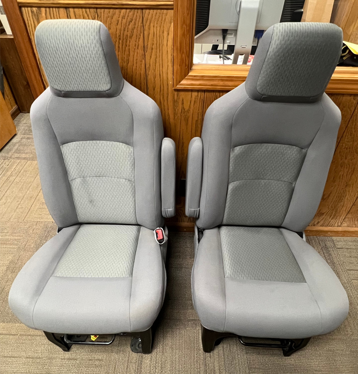 Used 09-25 Ford Econoline E-250 E-350 E-450  Van Gray Cloth Pair Bucket Seats
