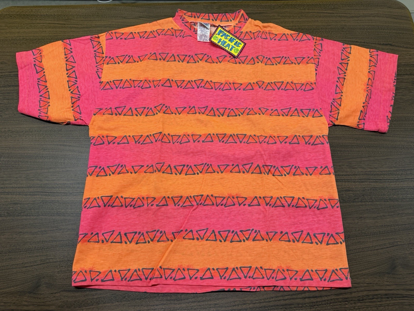 VTG 90s Pacific Heat Neon Pink Orange Geometric Print Deadstock T-Shirt - Large