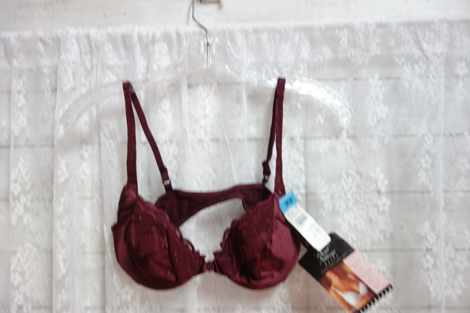 Vtg.  Maidenform Sweet Nothings Front Close Underwire Bra Burgundy Size 36B  NWT