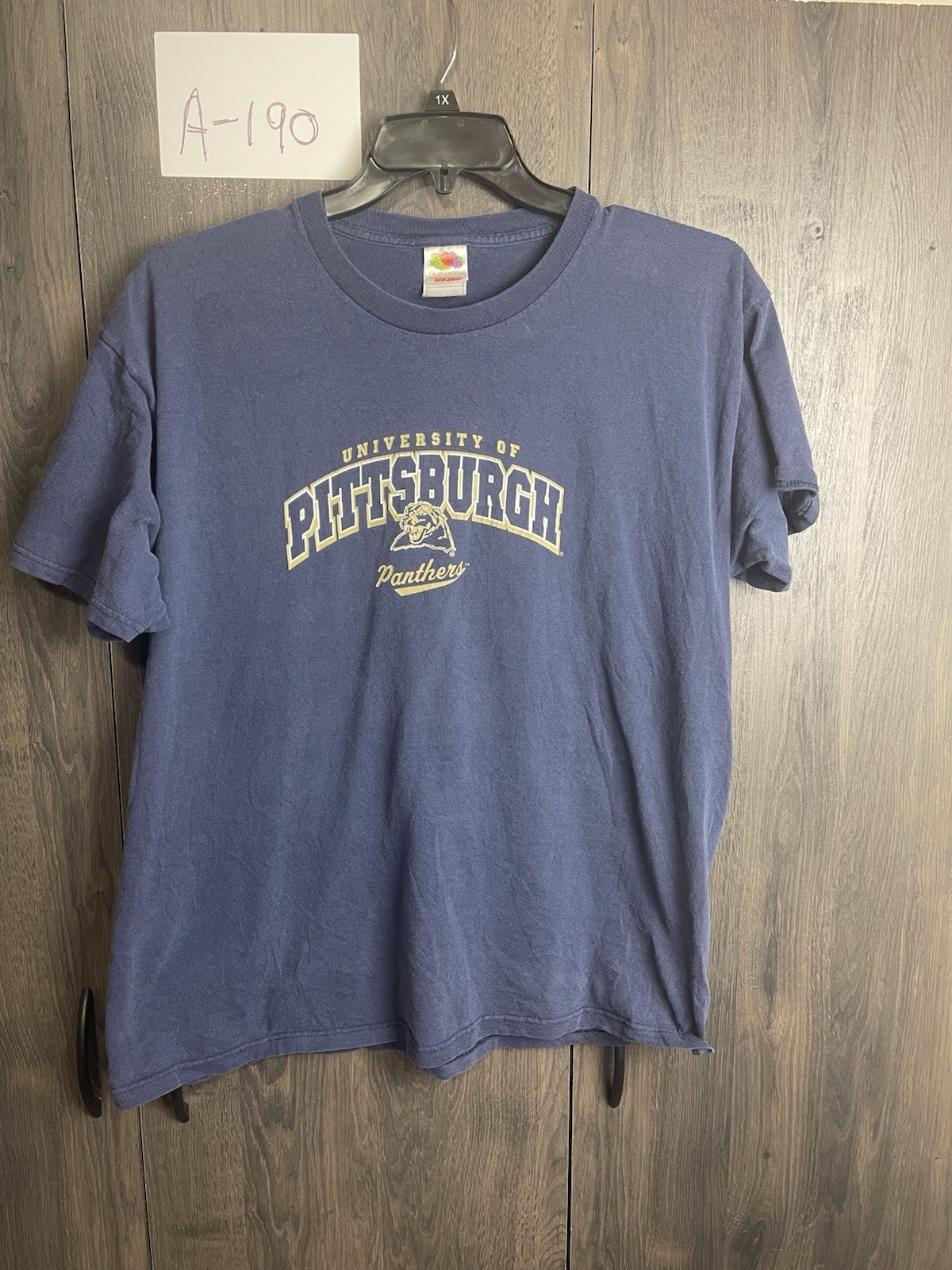 Vintage NCAA Pittsburgh Panthers T-Shirt Adult XL Navy Blue
