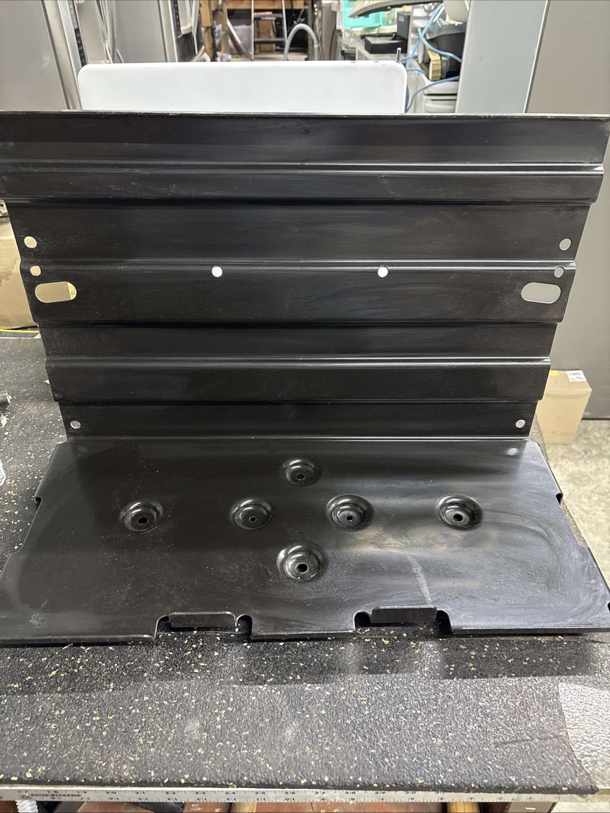 NAVISTAR PDC TRAY BATTERY 3534954C3 NAVISTAR PDC TRAY BATTERY 3534954C3