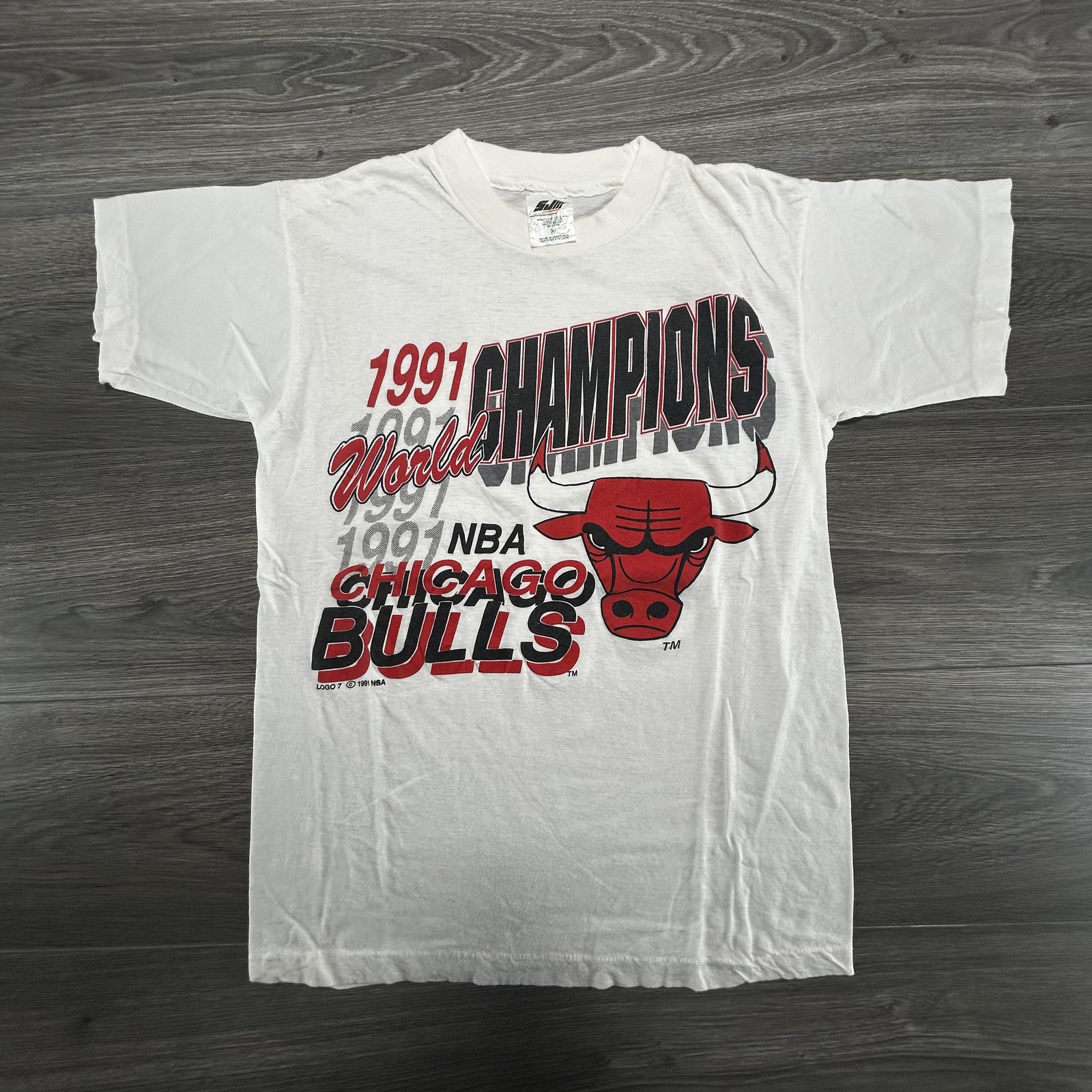 Vintage Chicago Bulls Shirt Mens Medium NBA Basketball 1991 Champions Logo 7 90s