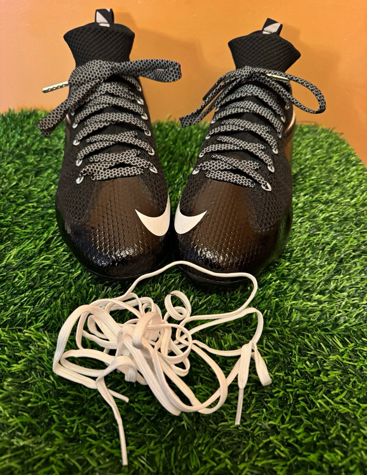 Nike vapor edge 360 untouchable Football Cleats men’s size 10