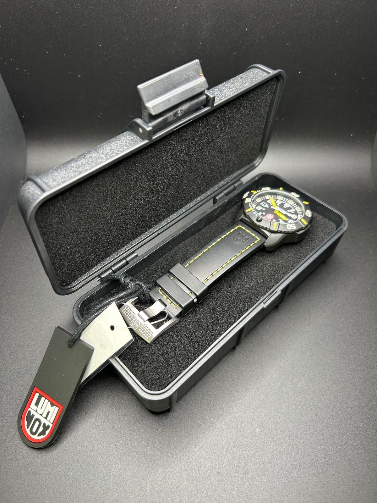 NEW UNWORN Luminox Navy Seal Coronado 3020 Yellow Men's Watch XS.3025 WITH BOX