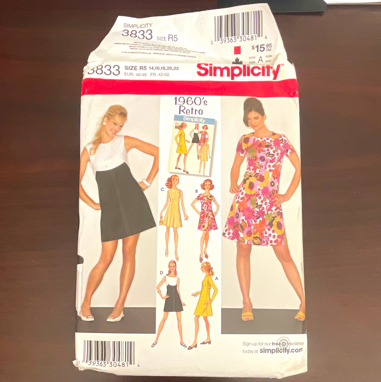 Simplicity 3833 VTG 1960s Sewing Pattern Misses/Miss Petite Dress Sz 14-22 UNCUT