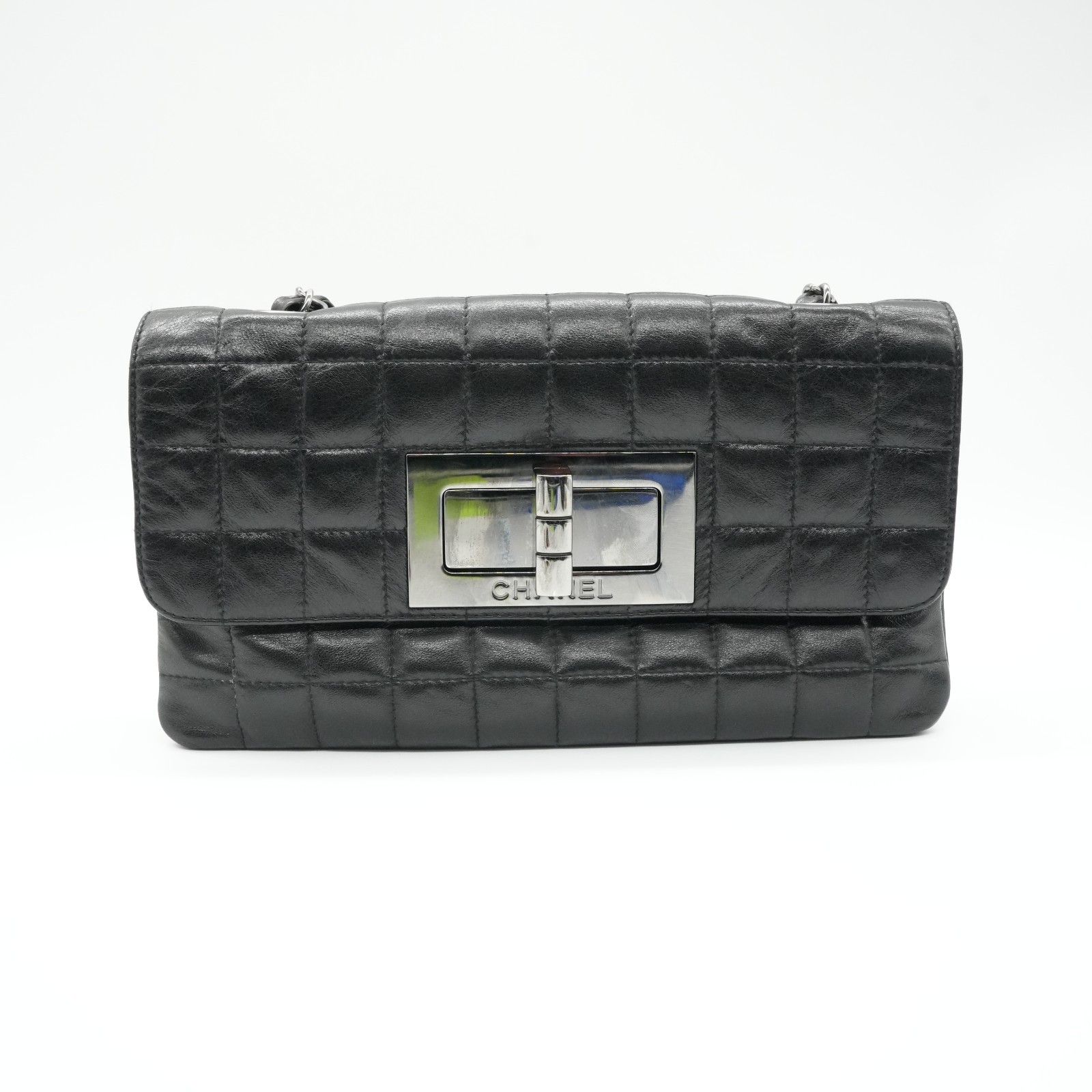 Vintage Chanel 2.55 Chocolate Bar Shoulder Bag Lambskin Reissue (2004-2005)