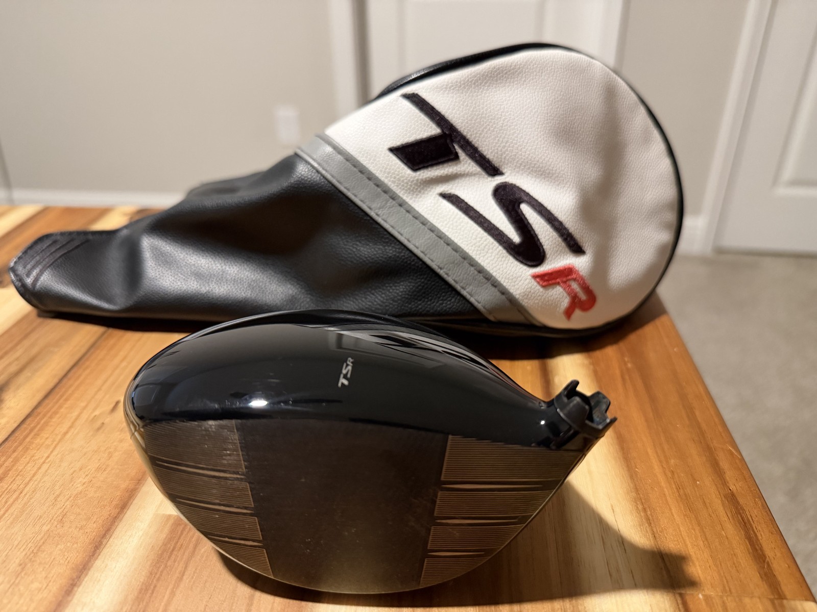Titleist TSR3 9° Driver Head Only RH Right-Handed with TSR Headcover