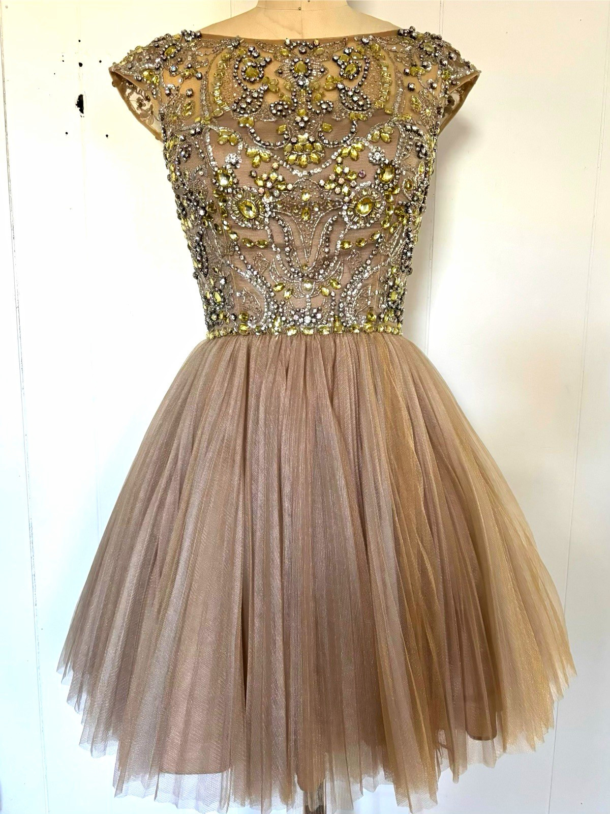 Sherri Hill Champagne/Gold Beaded Tulle Fit & Flare Formal Dress Sherri Hill Champagne/Gold Beaded Tulle Fit & Flare Formal Dress