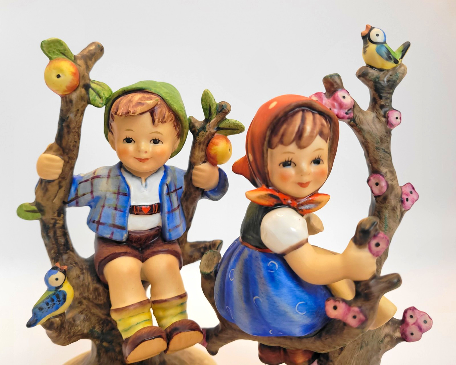 Goebel Hummel Boy & Girl Tree Figurines Set/2 HandPainted Bluebird Apples Sweet Goebel Hummel Boy & Girl Tree Figurines Set/2 HandPainted Bluebird Apples Sweet