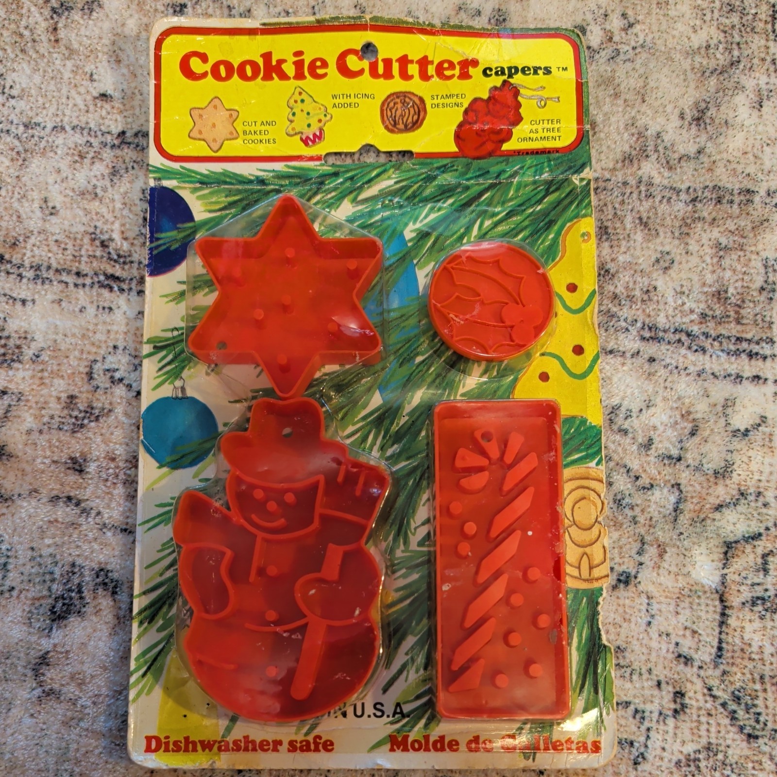 Vintage 1978 Holiday Cookie Cutters 4 Pk Capers Plastic Christmas USA Vintage 1978 Holiday Cookie Cutters 4 Pk Capers Plastic Christmas USA