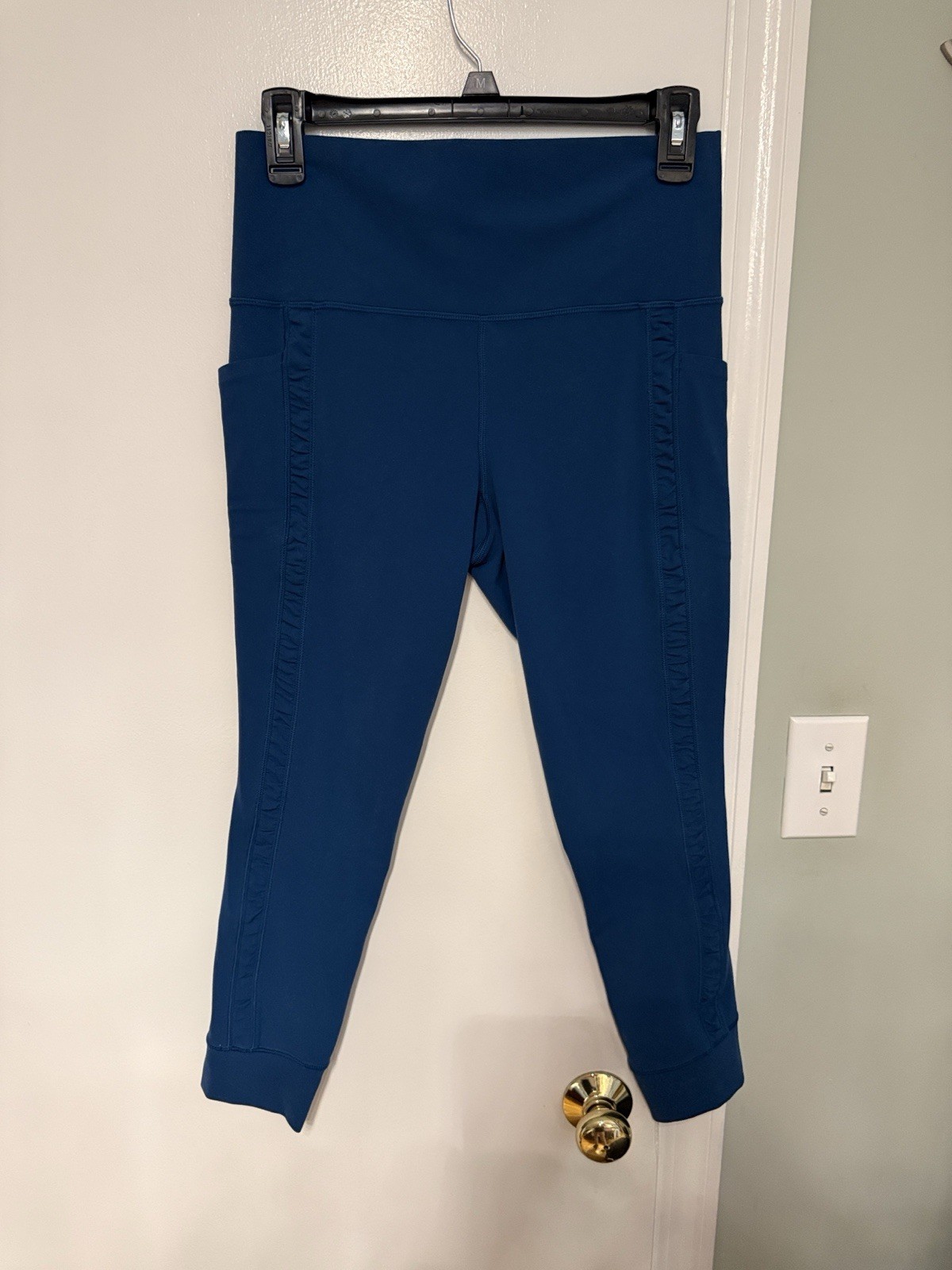 Athleta Salutation Stash II Ruch Craft 7/8 Tight Size Medium