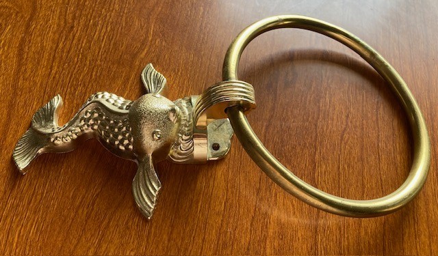 VTG Mid Century Carp Koi Fish Hall Mack Towel Holder Ring Metal Gold Tone 10\