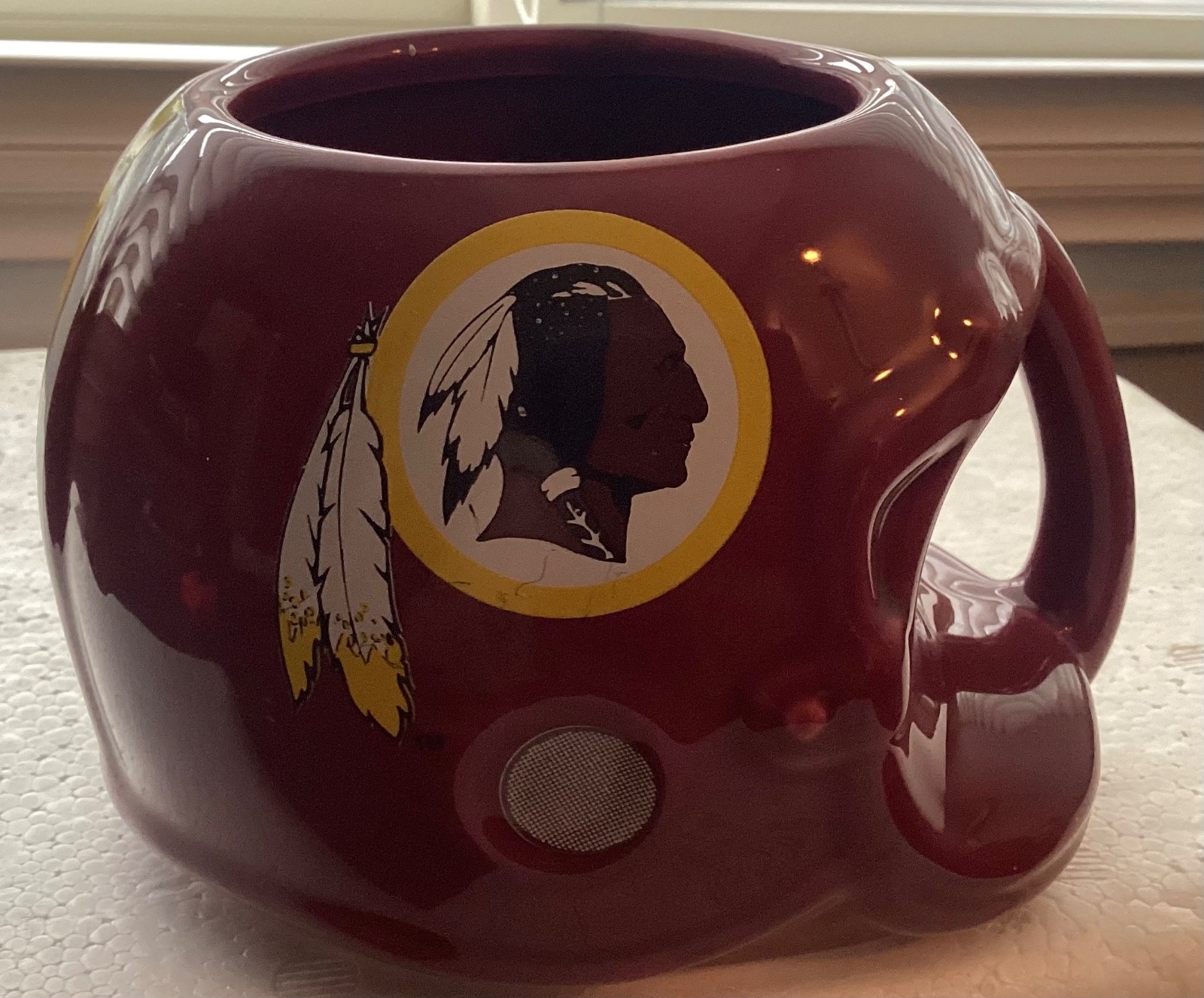 Washington Redskins TEAM COLORS PLANTER. SPORTS CONCEPTS.