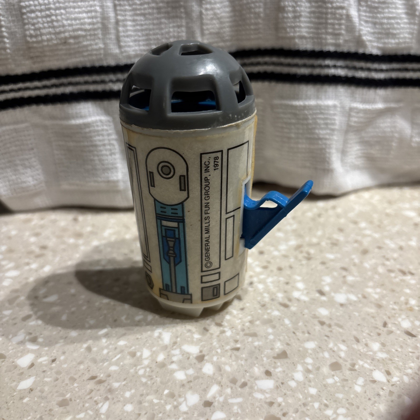 RARE VINTAGE 1978 STAR WARS R2D2 SONIC REMOTE CONTROL CLICKER FOR LAND SPEEDER RARE VINTAGE 1978 STAR WARS R2D2 SONIC REMOTE CONTROL CLICKER FOR LAND SPEEDER