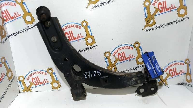 front lower suspension arm rh 27125 546072 KIA CARENS 2.0 CRDI EX 2002