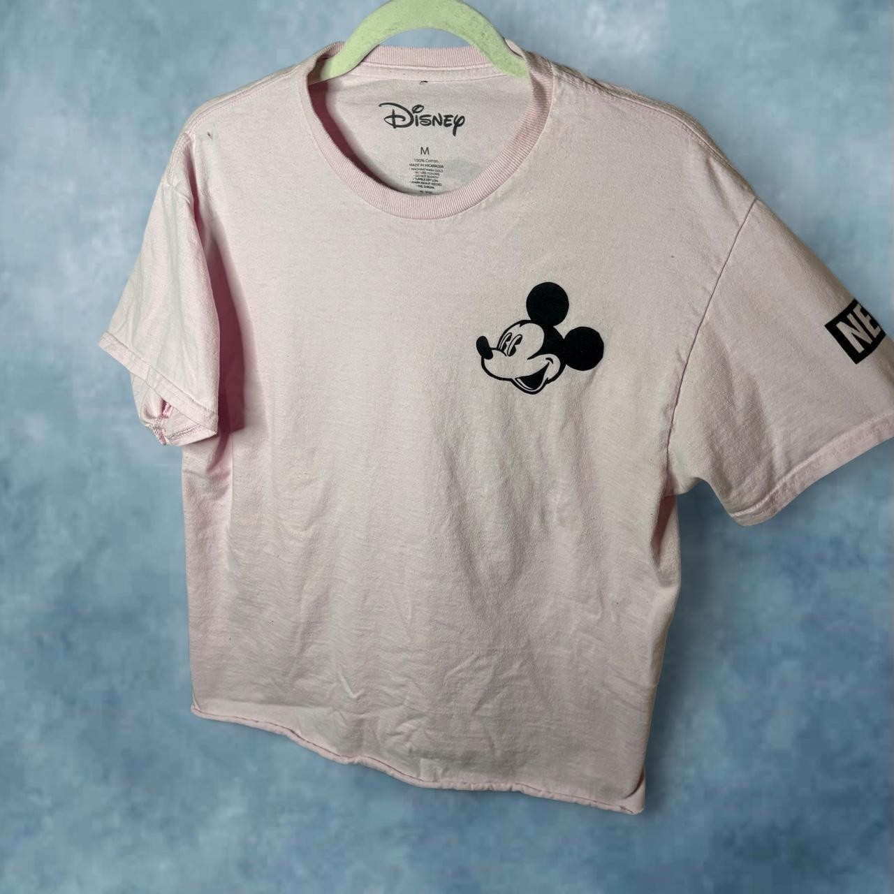 Disney x Neff Mickey Mouse Pink Graphic T-Shirt Disney x Neff Mickey Mouse Pink Graphic T-Shirt