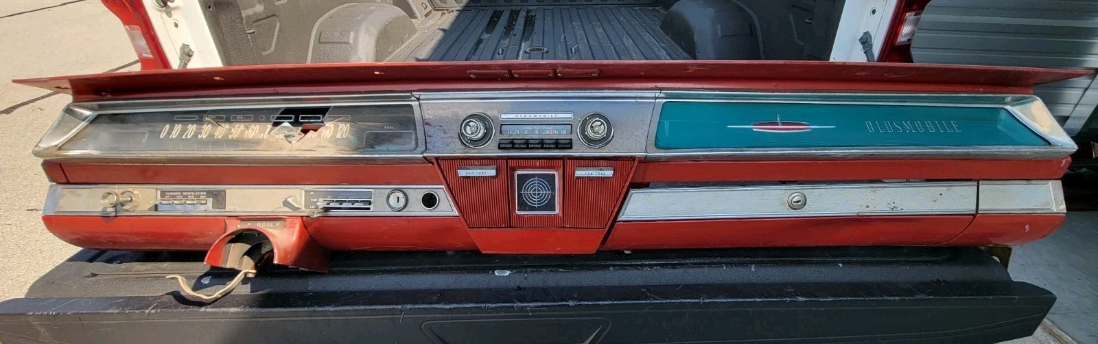 Vintage 1962 Oldsmobile Dynamic 88 Starfire Original Dashboard Gauge Cluster Vintage 1962 Oldsmobile Dynamic 88 Starfire Original Dashboard Gauge Cluster