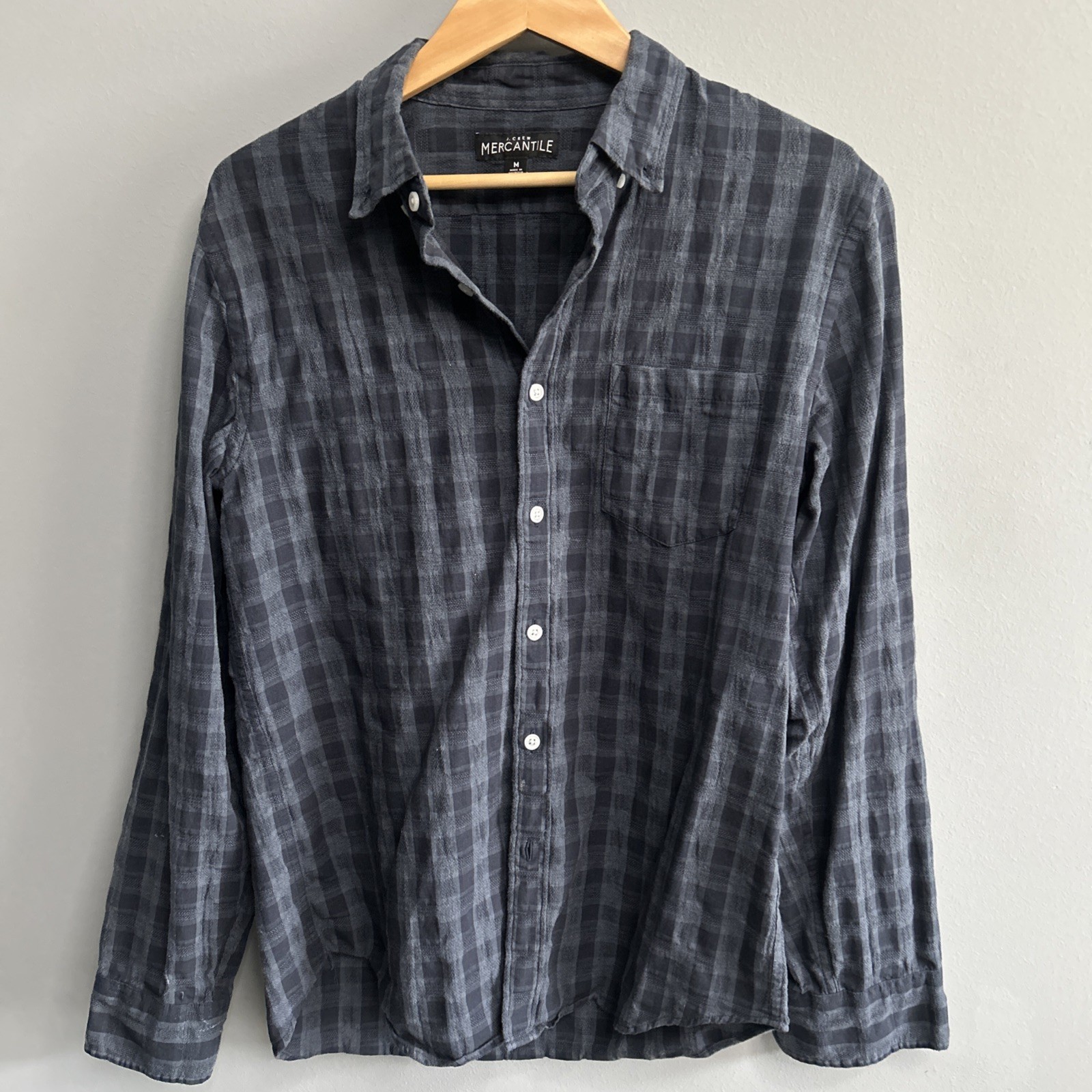 J. Crew Mercantile plaid button down blue cotton men\'s shirt size medium 0051