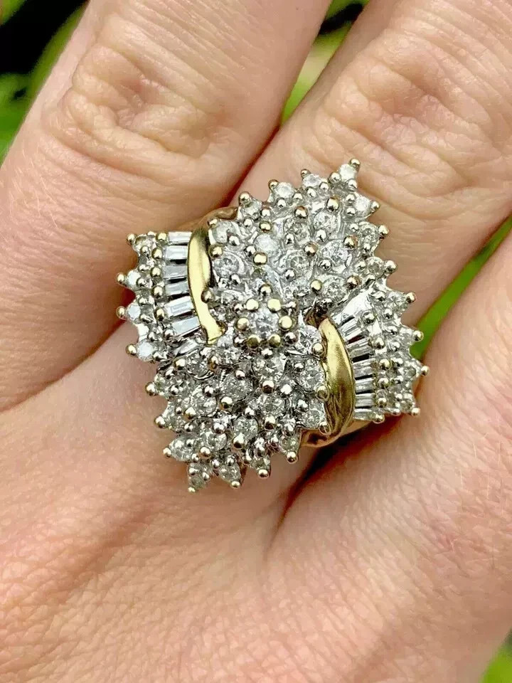 2.20Ct Lab-Created Cut VVS1/D Diamond Cluster Engagement Ring 14K Yellow Gold Fn 2.20Ct Lab-Created Cut VVS1/D Diamond Cluster Engagement Ring 14K Yellow Gold Fn