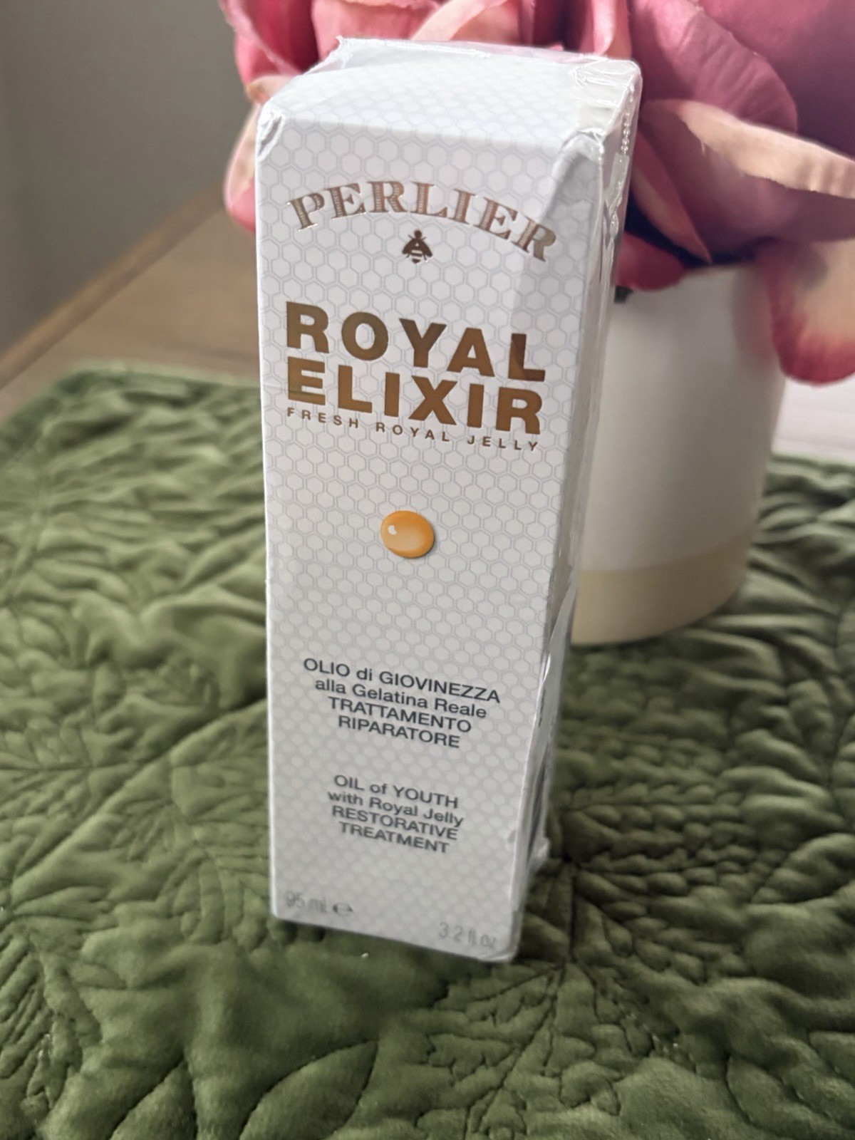 Perlier Royal Elixir Oil of Youth w/Royal Jelly Restorative Treatment 3.2 oz NEW Perlier Royal Elixir Oil of Youth w/Royal Jelly Restorative Treatment 3.2 oz NEW