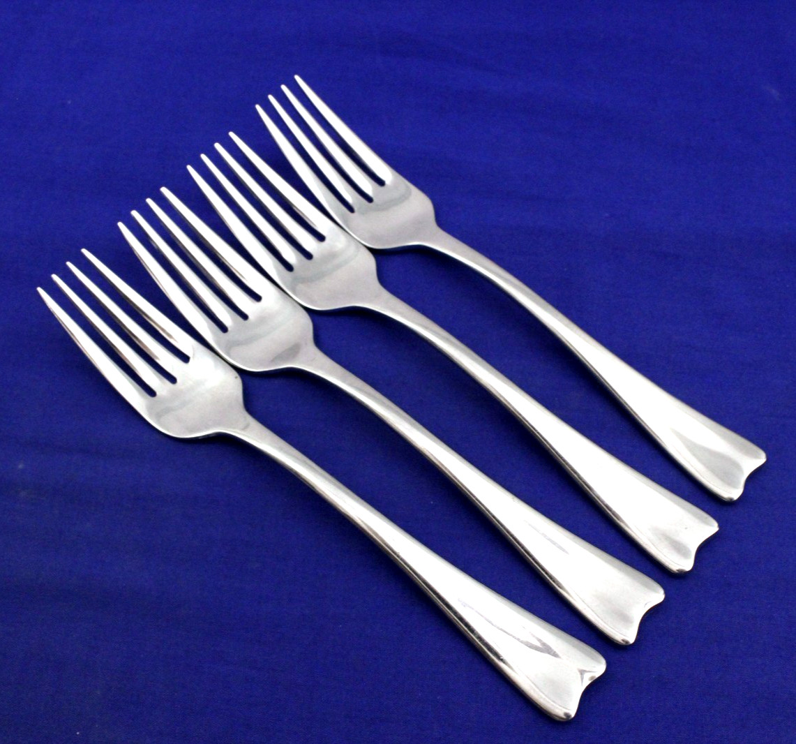 SET 4 DINNER FORKS SET 4 DINNER FORKS
