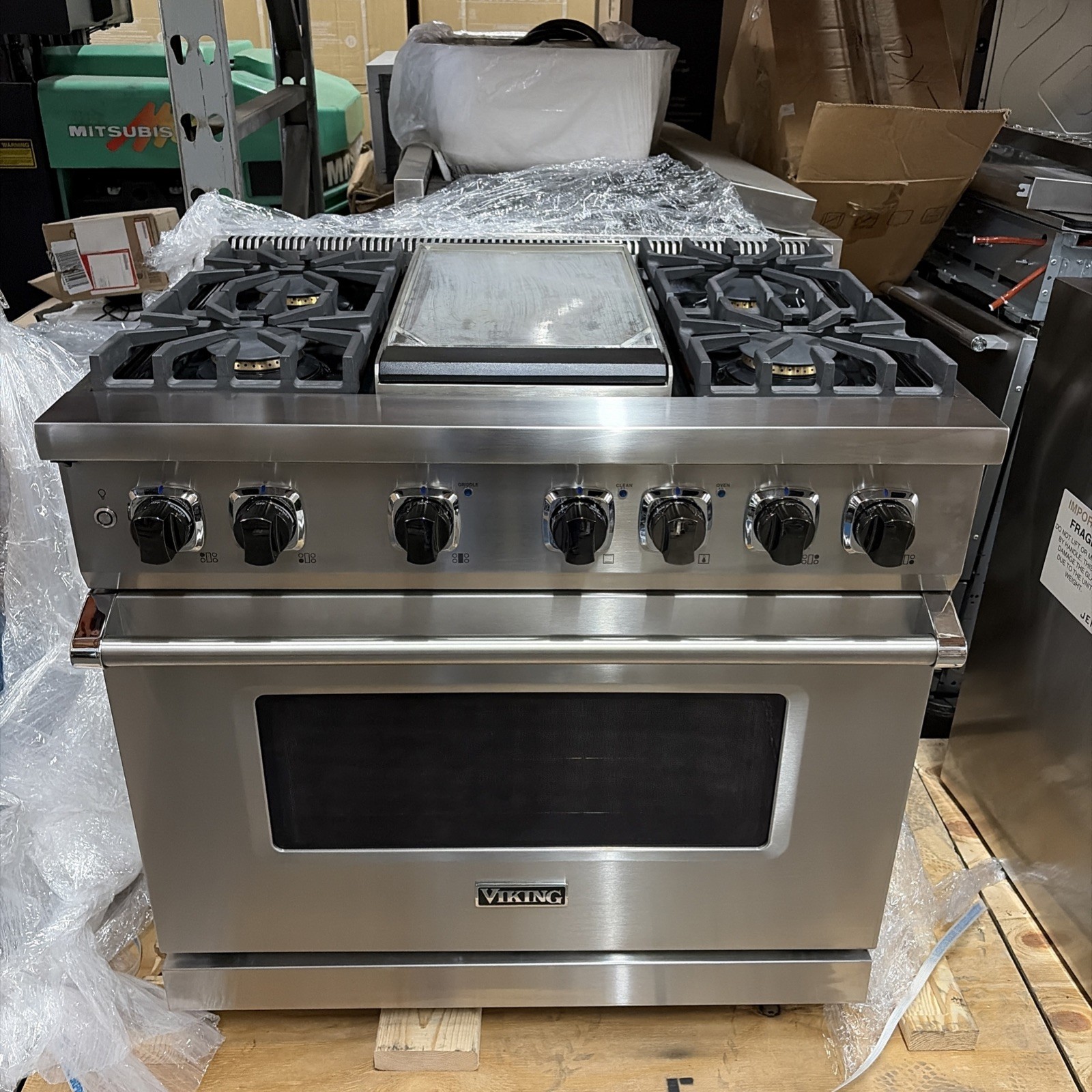Viking 5 Series 36” Dual Fuel Range 4 Burners Griddle Stainless VDR5364GSS01 Viking 5 Series 36” Dual Fuel Range 4 Burners Griddle Stainless VDR5364GSS01