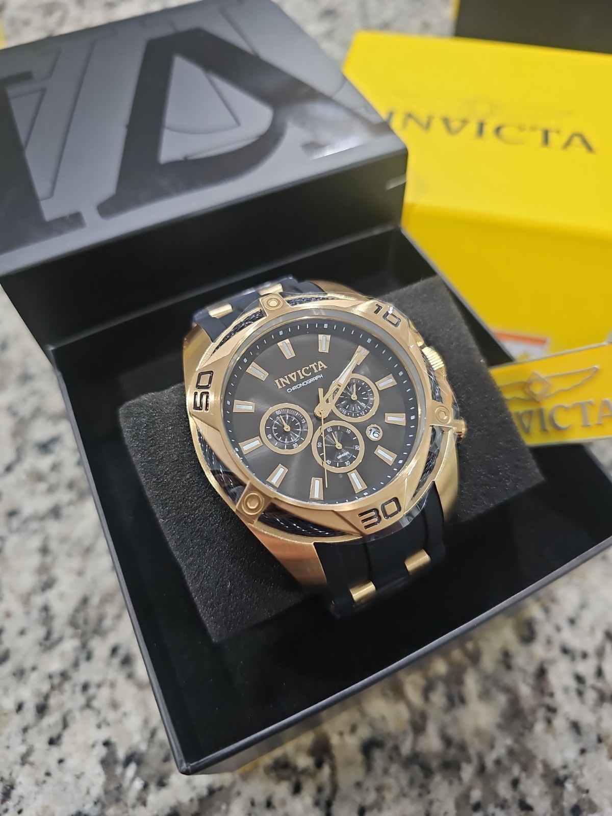 RETAIL $499🔥INVICTA BOLT BLACK SILICONE BAND YELLOW GOLD 50mm CHRONOGRAPH NEW RETAIL $499🔥INVICTA BOLT BLACK SILICONE BAND YELLOW GOLD 50mm CHRONOGRAPH NEW