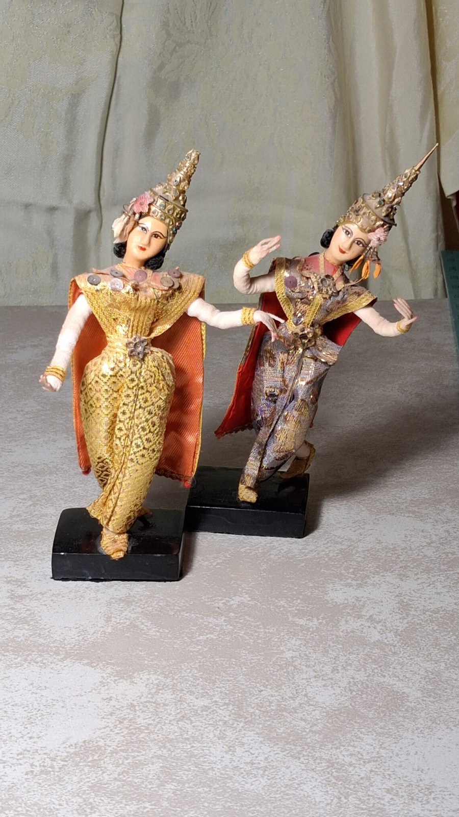 VINTAGE THAILAND DANCING SIAM DOLLS 2 PC SET LOT MASK VINTAGE THAILAND DANCING SIAM DOLLS 2 PC SET LOT MASK