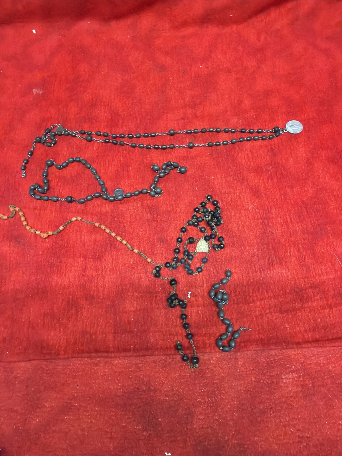 VINTAGE CATHOLIC ROSARY CRUCIFIX CHRISTIAN (BROKEN FOR PARTS OR REPAIRS) (k42)