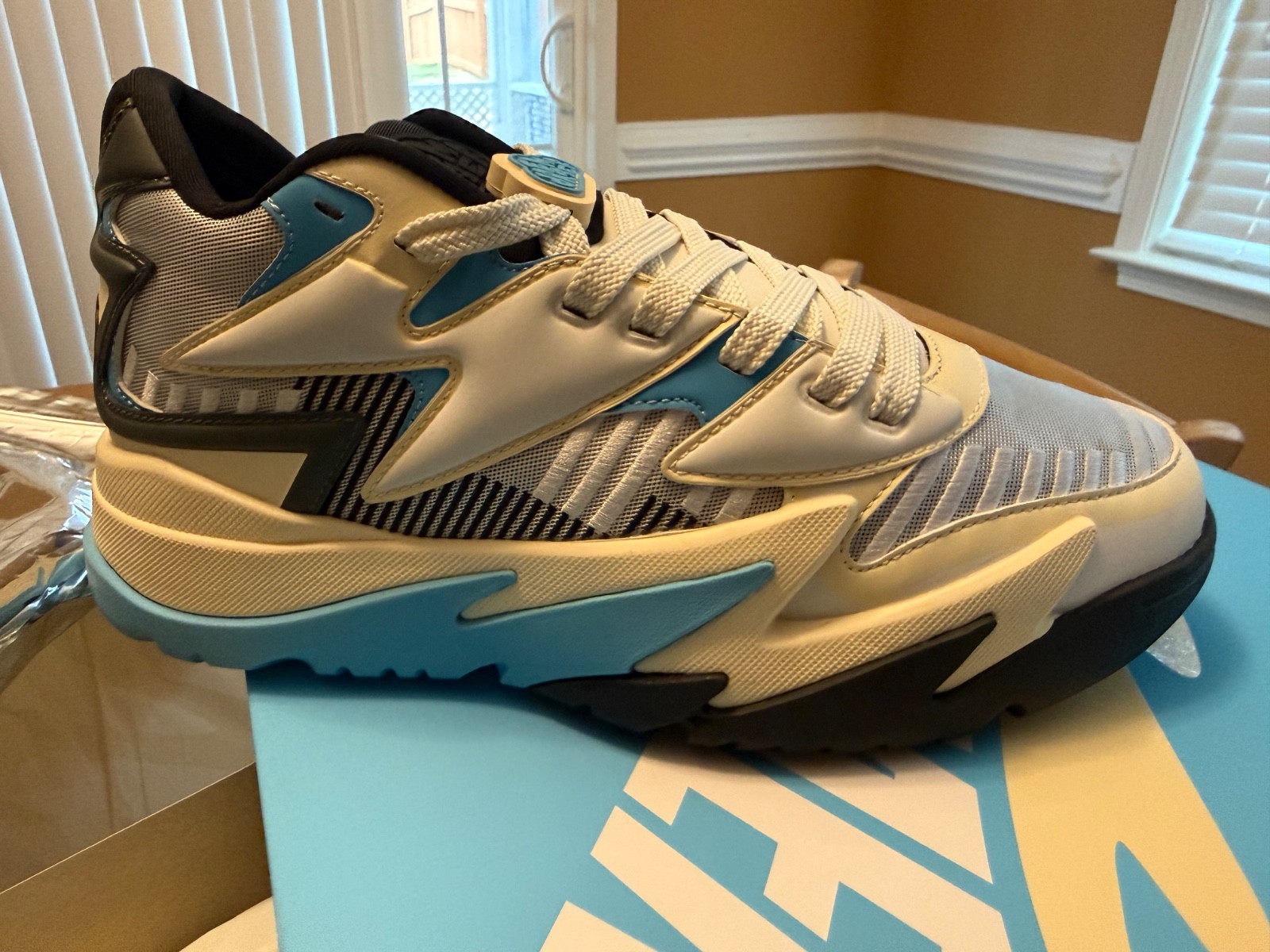 J Cole Dreamer Indie 5000 sz 11