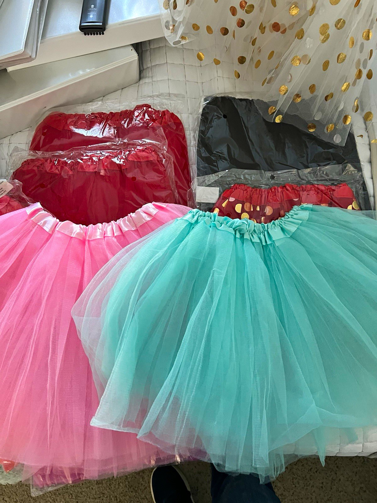 Girls Tulle Tutu Skirt Lot Elastic Waistband Multi-Color Gold Polka Dots Girls Tulle Tutu Skirt Lot Elastic Waistband Multi-Color Gold Polka Dots