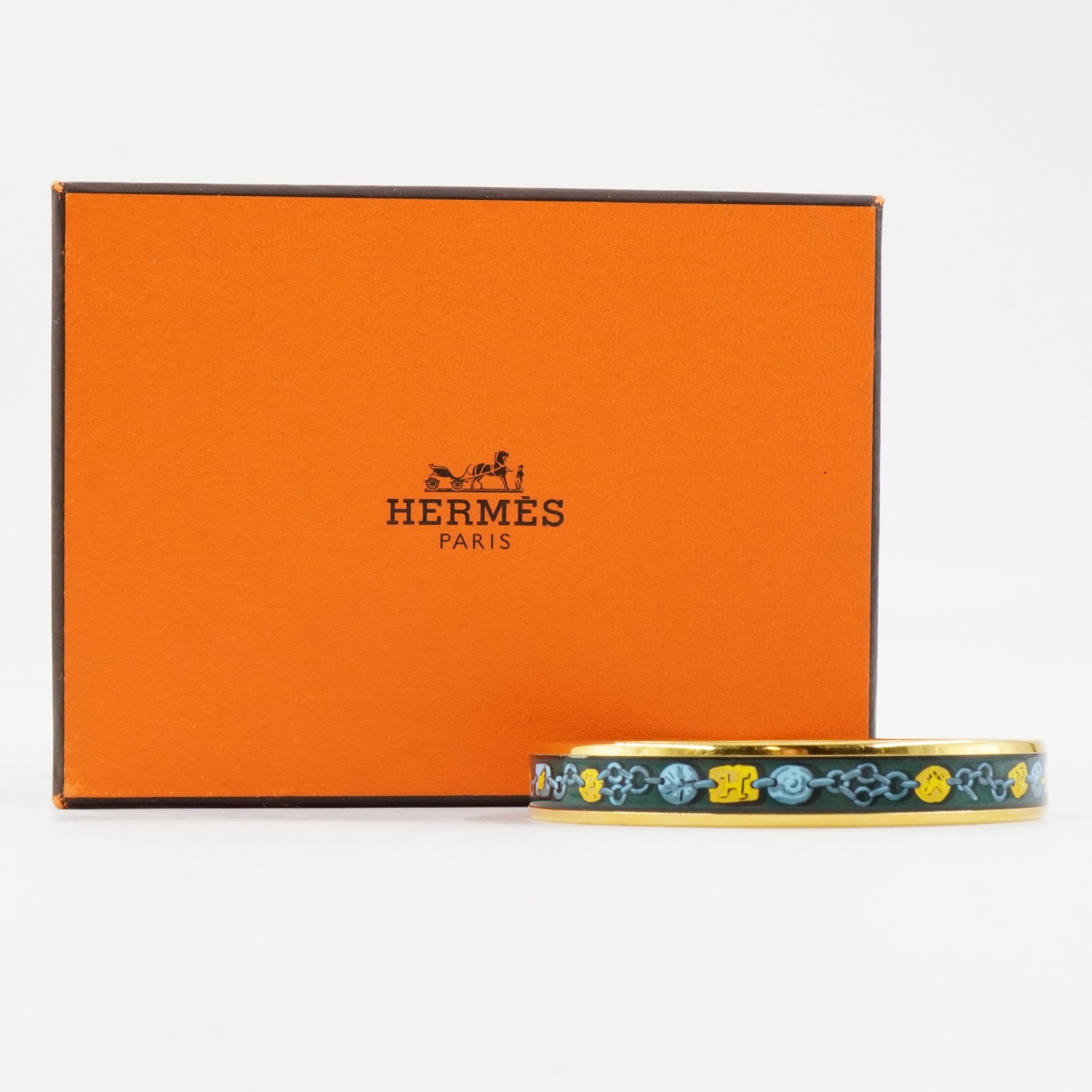 Hermès Yellow Gold-Plated H Chain-Print Enamel Bangle Bracelet In Green/Blue