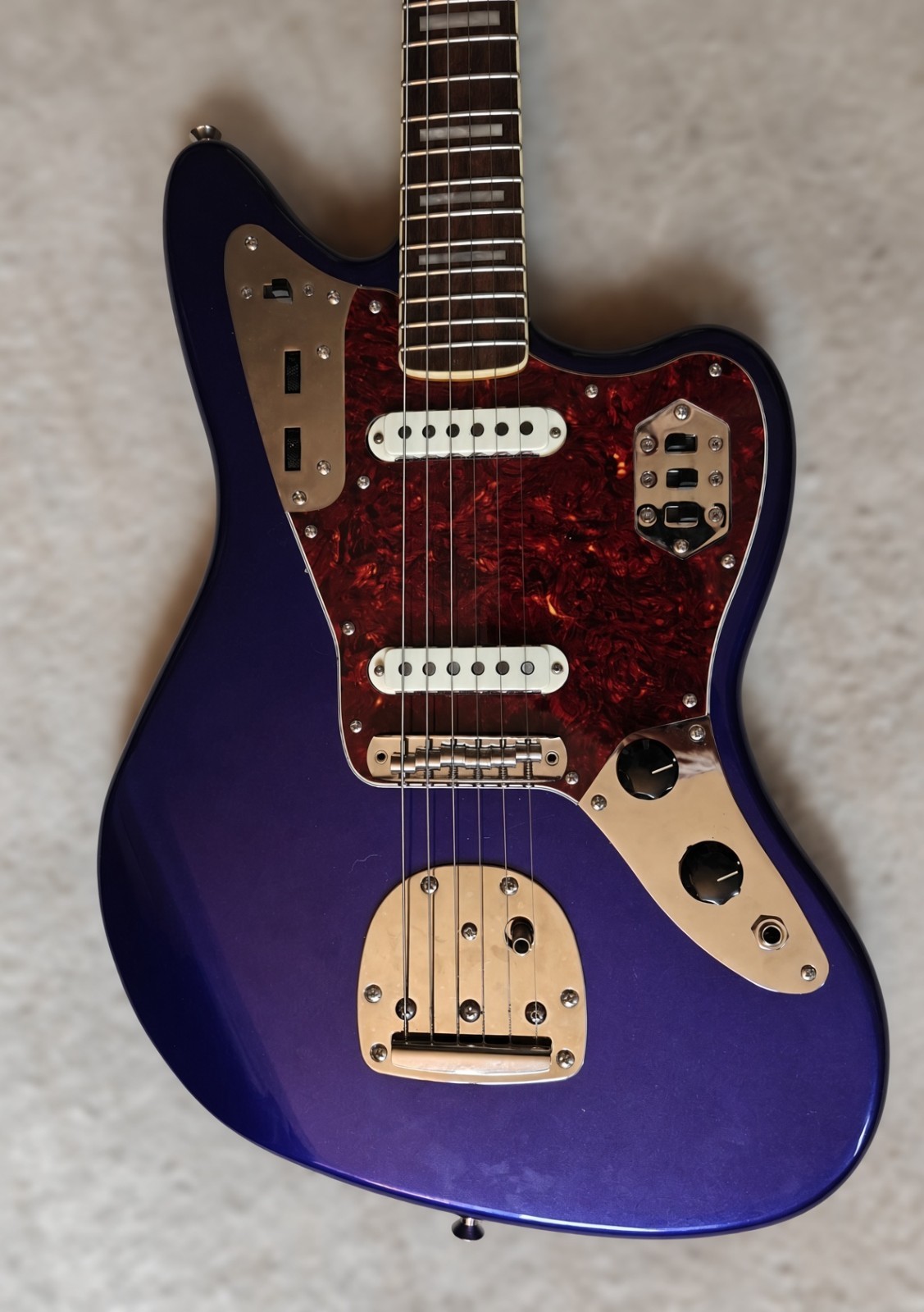Fender Squire FSR Classic Vibe 70s Jaguar - rare Metallic Purple - Ltd Edition