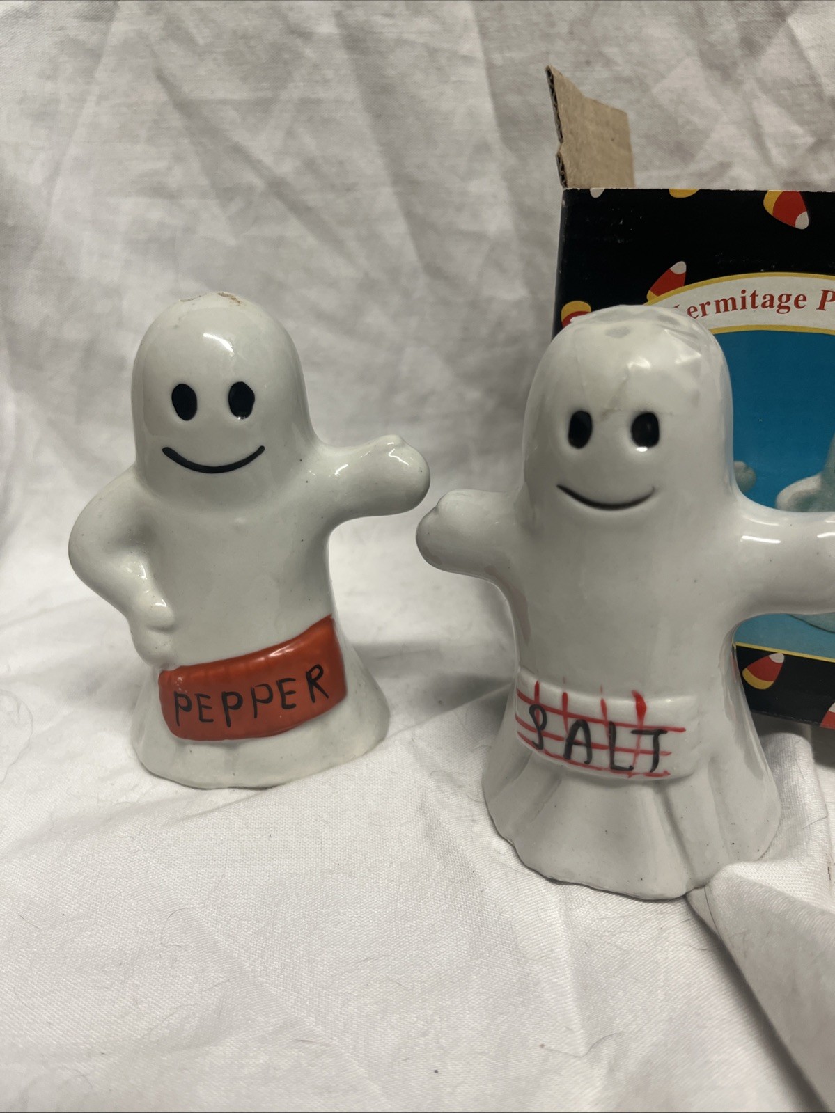 Vintage Halloween Ghost Salt & Pepper Shakers Hermitage Pottery 1996 
