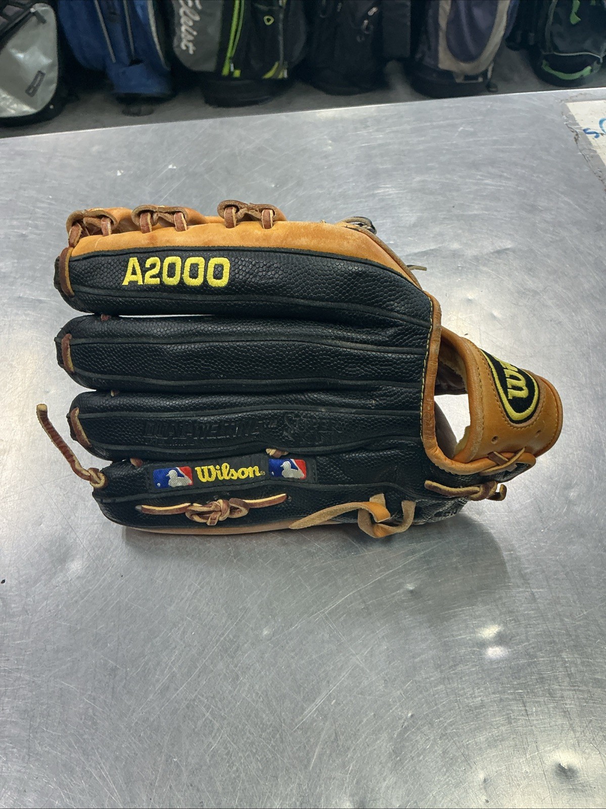 Rare Wilson A2000 ED-12 SuperSkin Outfield Glove 12.5\