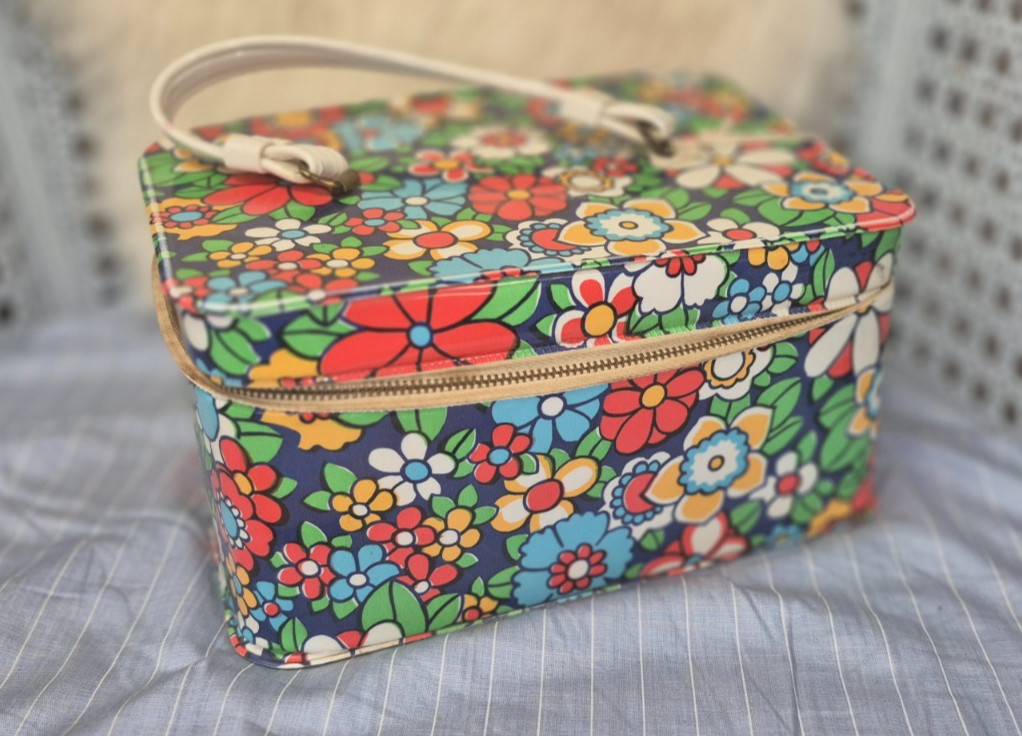 Vintage 1960s 1970s Flower Power Vinyl Train Case Floral Makeup Vanity Bag